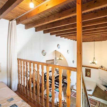 Holiday home Fedra's Traditional House